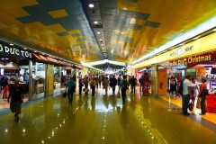 Aeroportul Heathrow are cele mai ieftine magazine