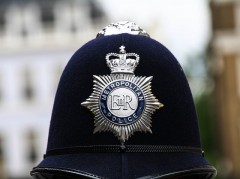 Turistii din Londra avertizati in legatura cu falsii politisti