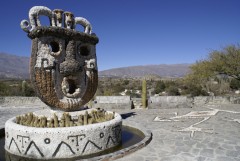 Argentina - Carnaval de celebrare a intrepatrunderii credintelor crestine si practicilor pagane - Tilcara