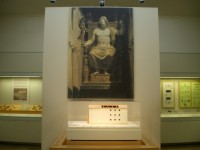 Reprezentare a statuii lui Zeus, Muzeul de Arheologie din Olimpia, Grecia