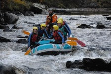 Whitewater Rafting pe raul Findhorn, Scotia