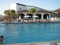 Club Med Ixtapa- piscina si teatrul pe fundal, Ixtapa