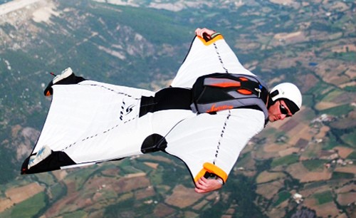 Deduct Pleated sound Wingsuit flying - arta de a zbura